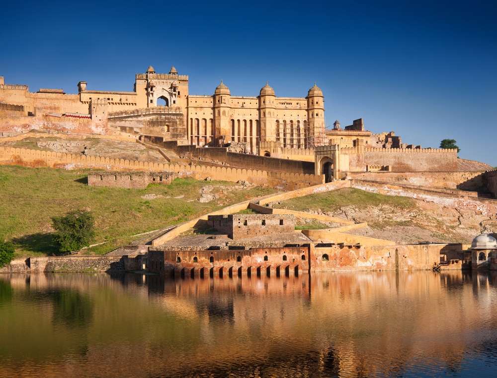 Amer Fort, Jaipur - One of the best tourist places in Rajasthan Near Jaipur