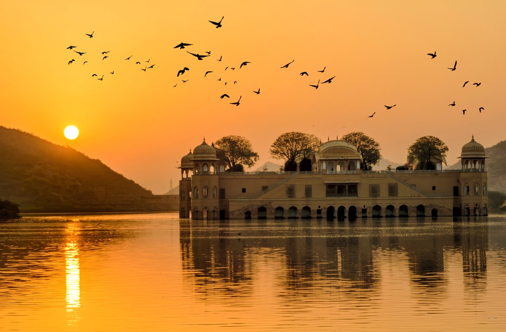 nearest tourist places in rajasthan from delhi