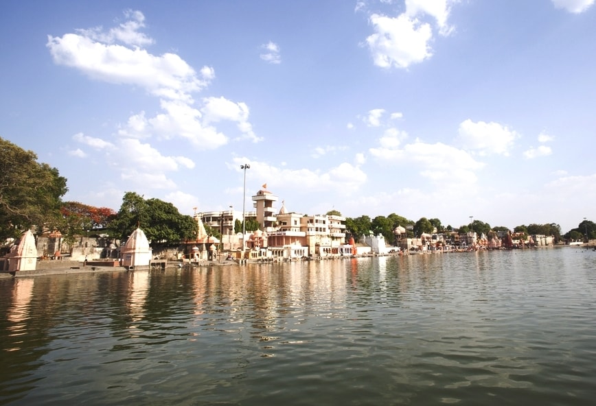 Temples lining the ghat at Kshipra river - Ujjain Simhasth