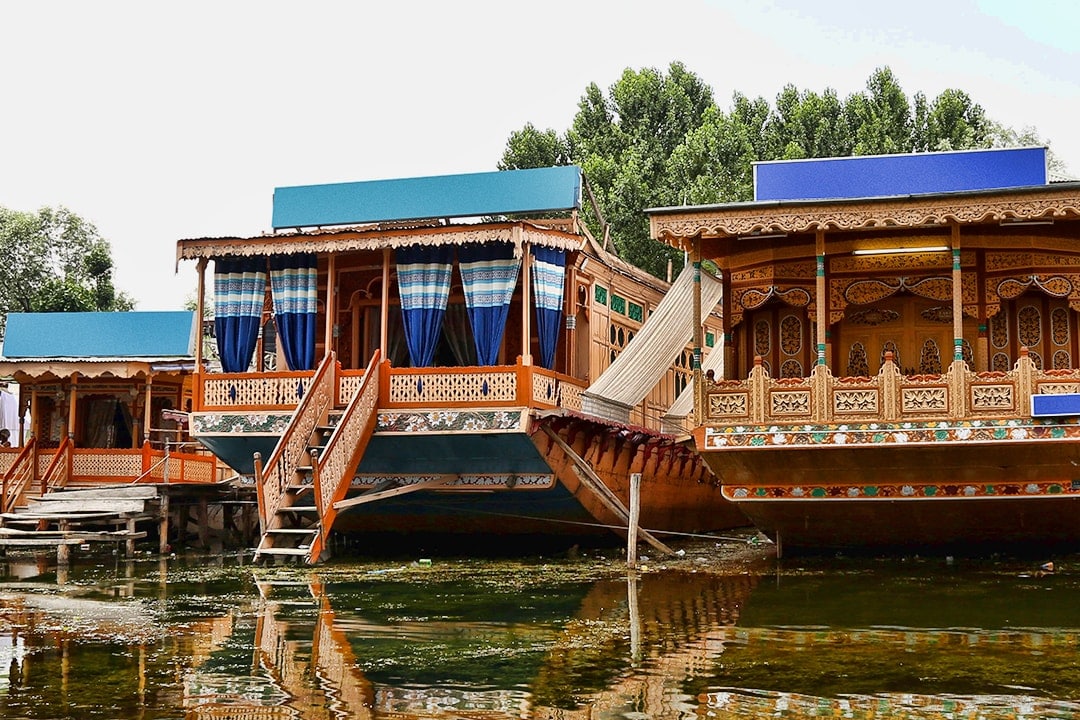 Best Houseboats in Srinagar