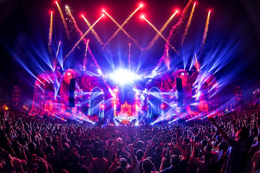 15 Unique Ideas to Add More Thrill to your Corporate Event OYO Hotels