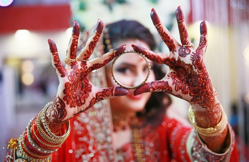 62 Single girl poses ideas | indian bridal photos, bridal photography poses,  indian wedding bride