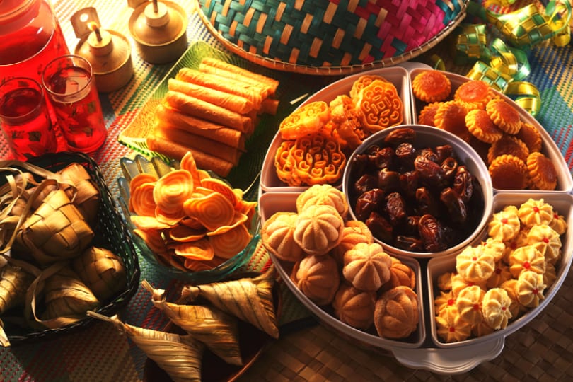 Top 10 Must Try Kuih Raya Confirm Laku 2019 - OYO Hotels 