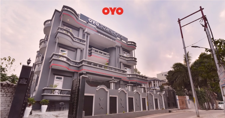 OYO TOWNHOUSE MAKES A DEBUT IN THE ‘CITY OF NAWAABS’