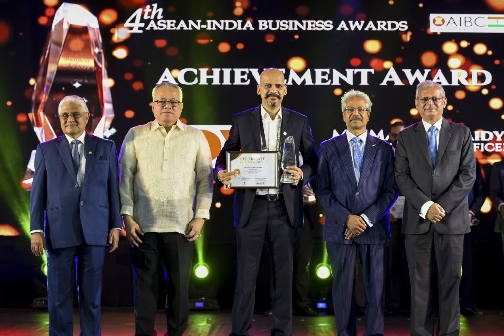 Dato Ramesh Kodamal, Co-Chair, ASEAN - India Business Council (AIBC), Hon. Ramon M. Lopez, Secretary, Dept of Trade & Industry, Philippines, Mandar Vaidya, CEO, SEA & ME, OYO, Honorable Mr. P. Waytha Moorthy, Minister of National Unity and Social Wellbeing, Prime Minister's Office, Malaysia & H.E. Jaideep Mazumdar, Ambassador of India to Philippines.