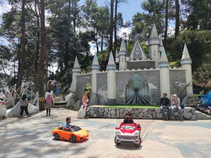 wisata solo kekinian