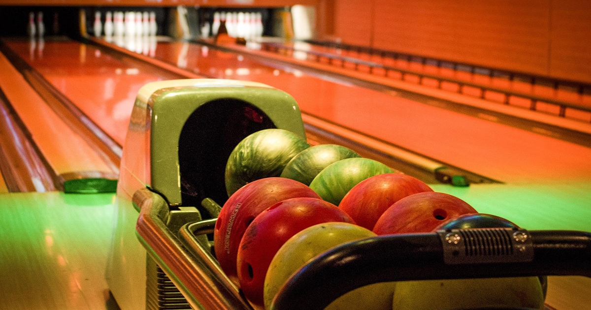 12 Best Bowling Alleys In Houston Bowling Alley Houston Tx The Good