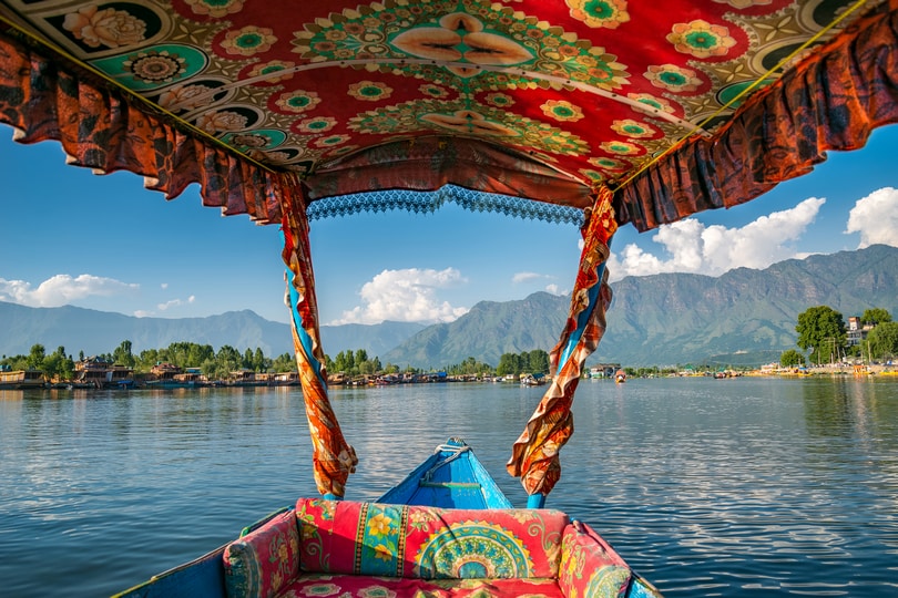 4 Best Places to visit in Kashmir - Popular Sightseeing & Tourist