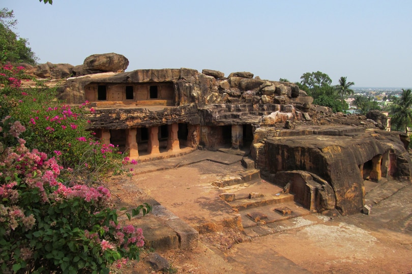 The places make to bhubaneswar? out and are what around best in THE 10