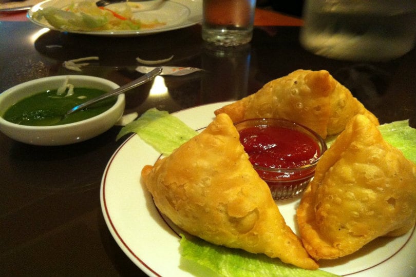 khatta samosa in indore