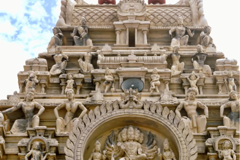 Tiruchendnur Temple