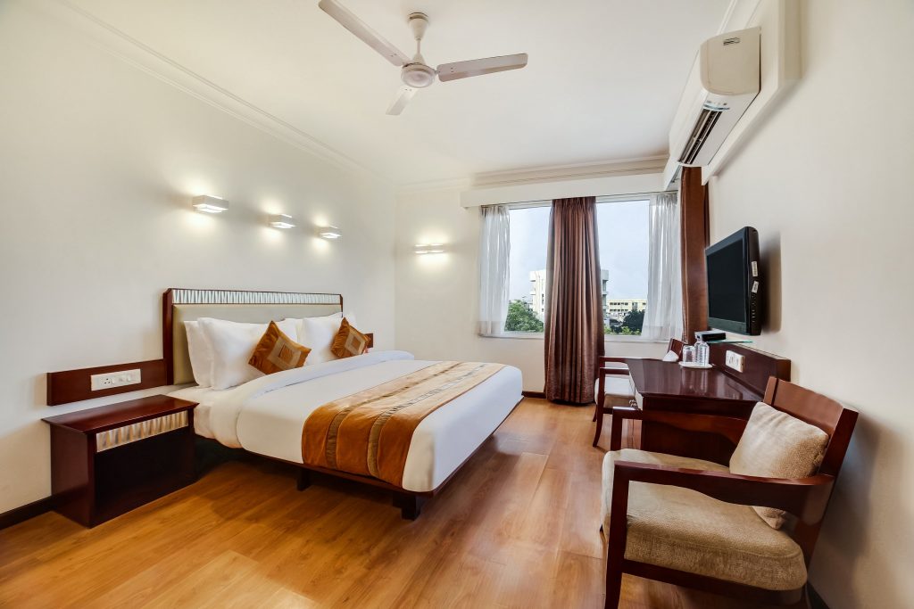 Luxurious hotel rooms in Ahmedabad